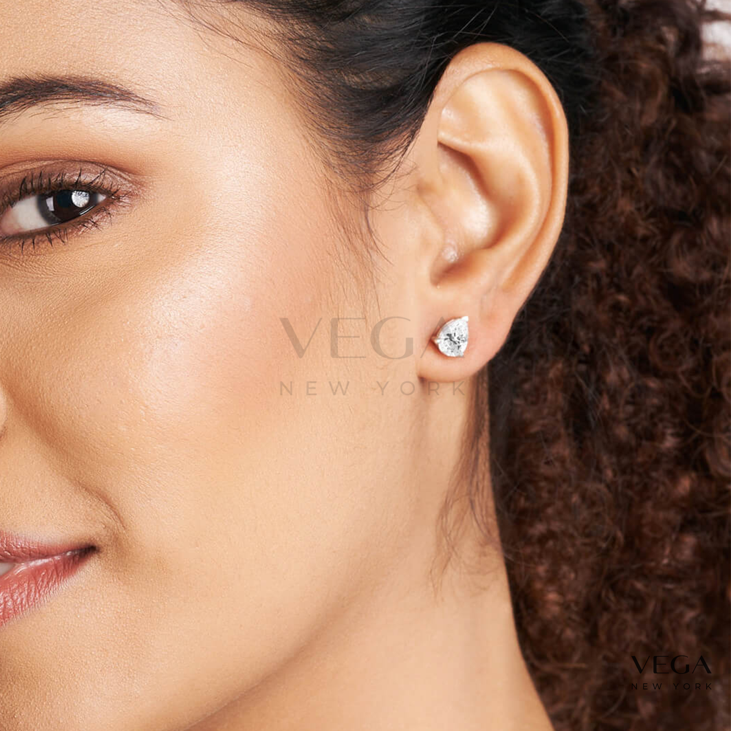 Regal-Radiancep-Stud-Royals-Earring