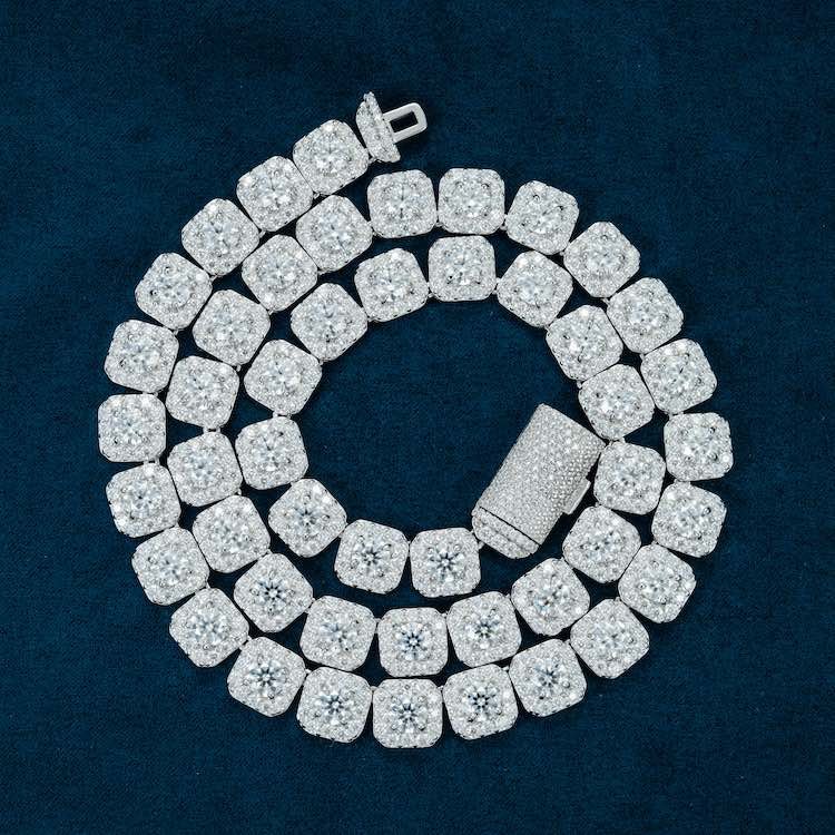 10mm-rectangle-link-moissanite-round-halo-setting-necklace-front