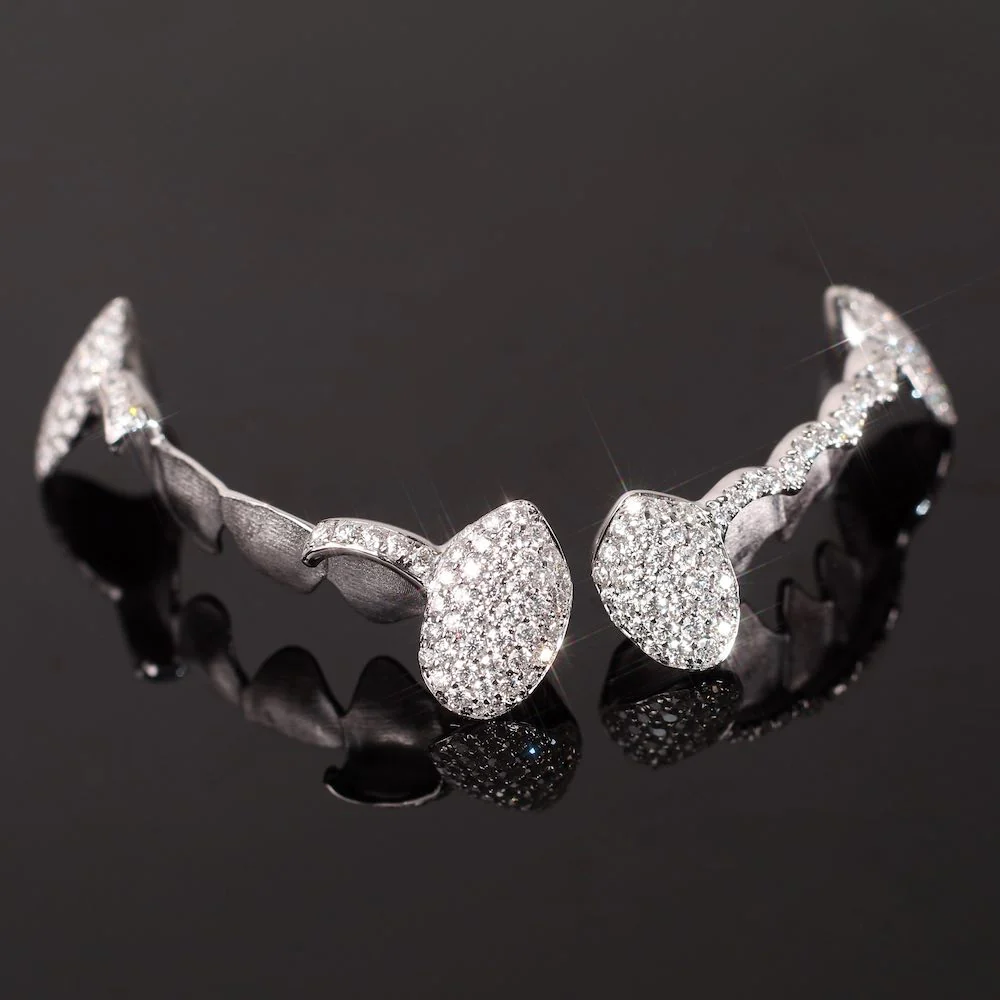 tusk-bar-grills-custom-14k-gold