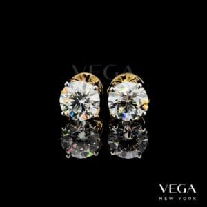 Classic Round  lab diamond Stud Earrings in yellow gold
